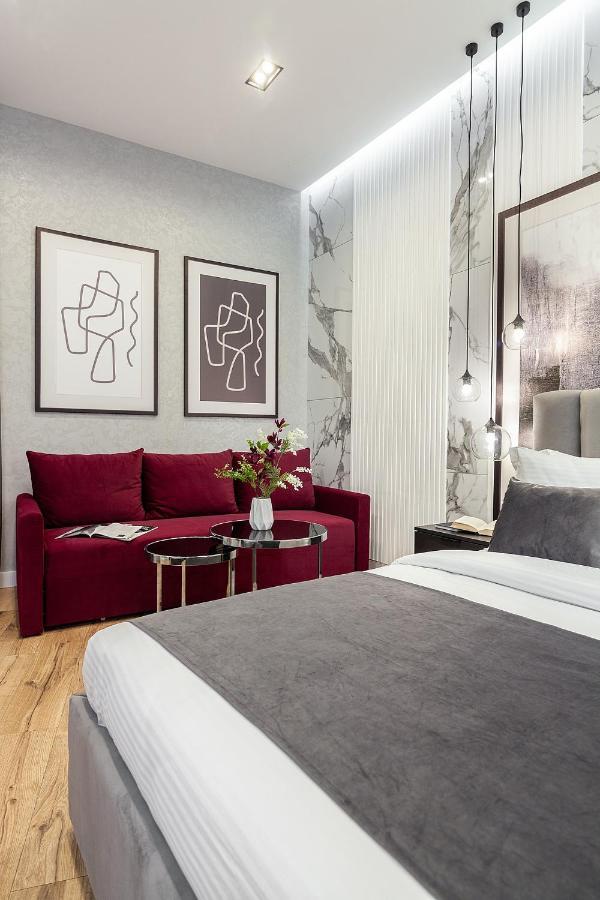 Lovely Apartment On Drahomanova Street 리비프 외부 사진