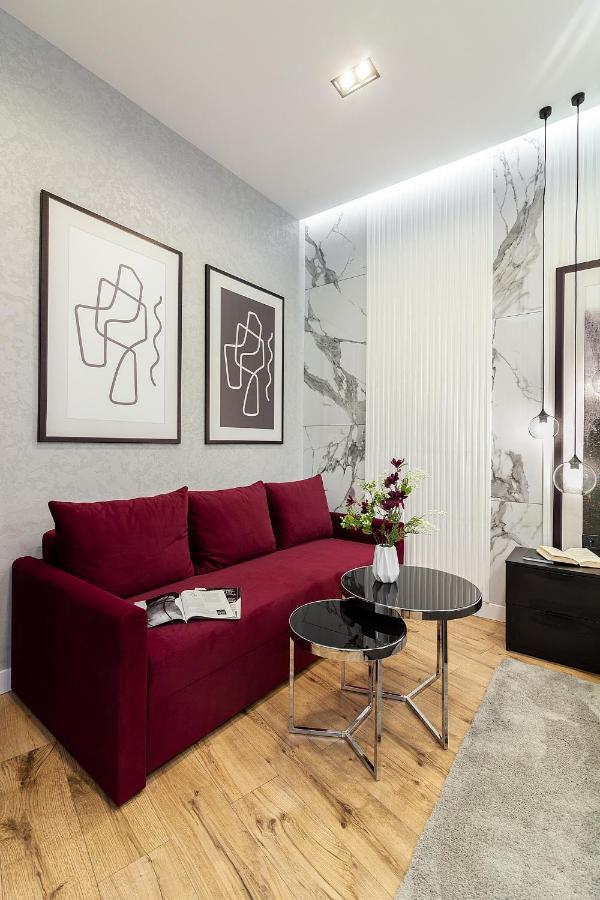 Lovely Apartment On Drahomanova Street 리비프 외부 사진